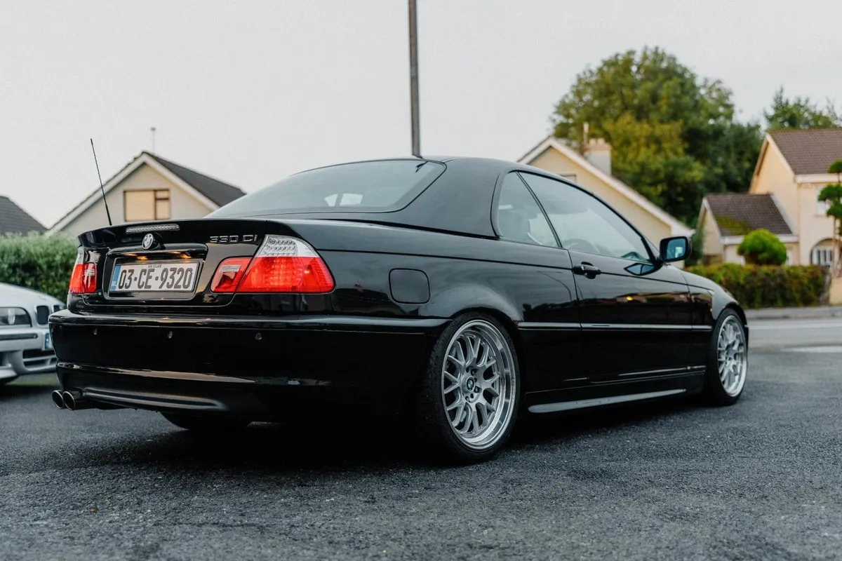 BMW E46 330Ci 6s manual - Image 1