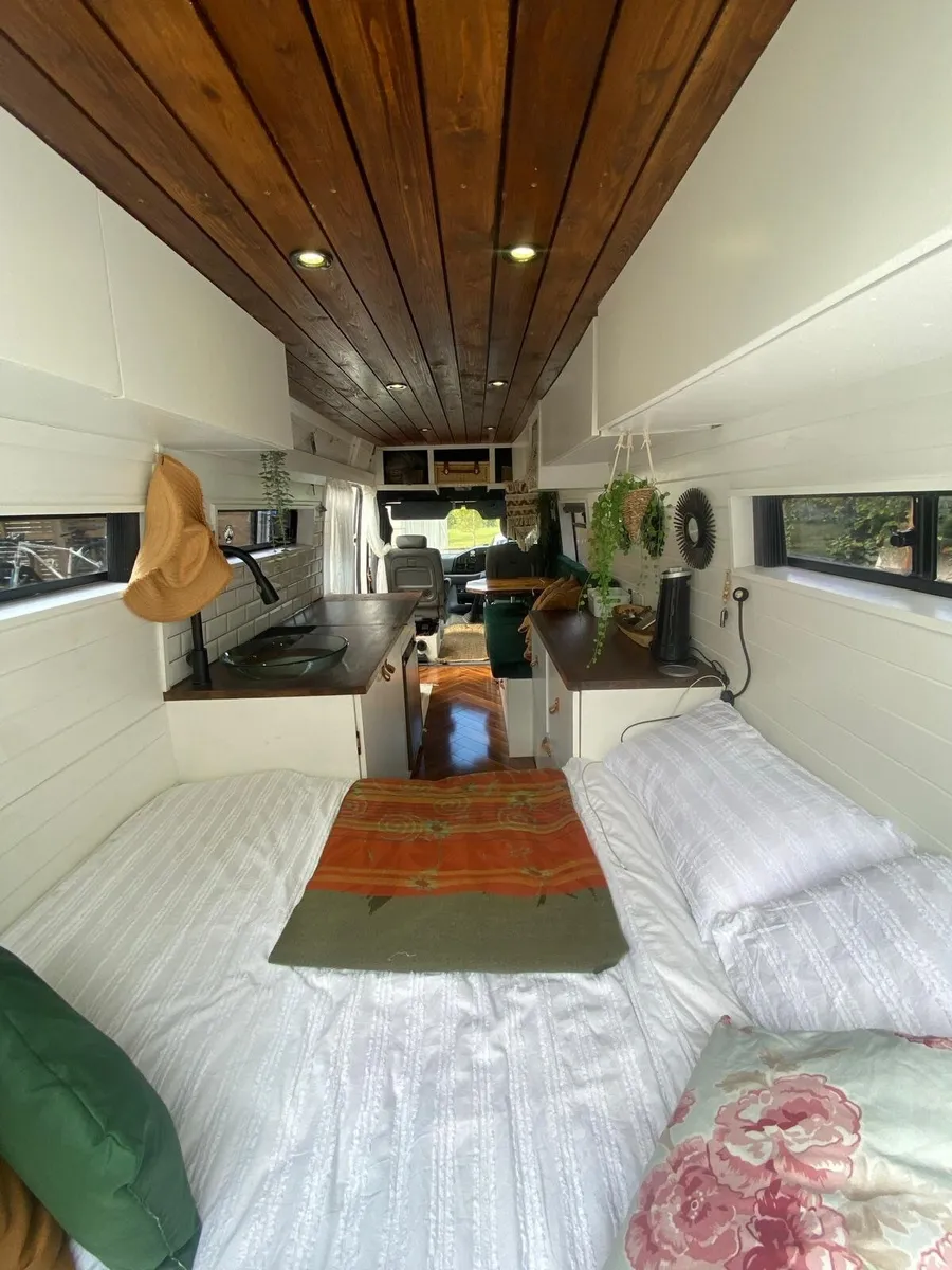 Campervan - Image 4
