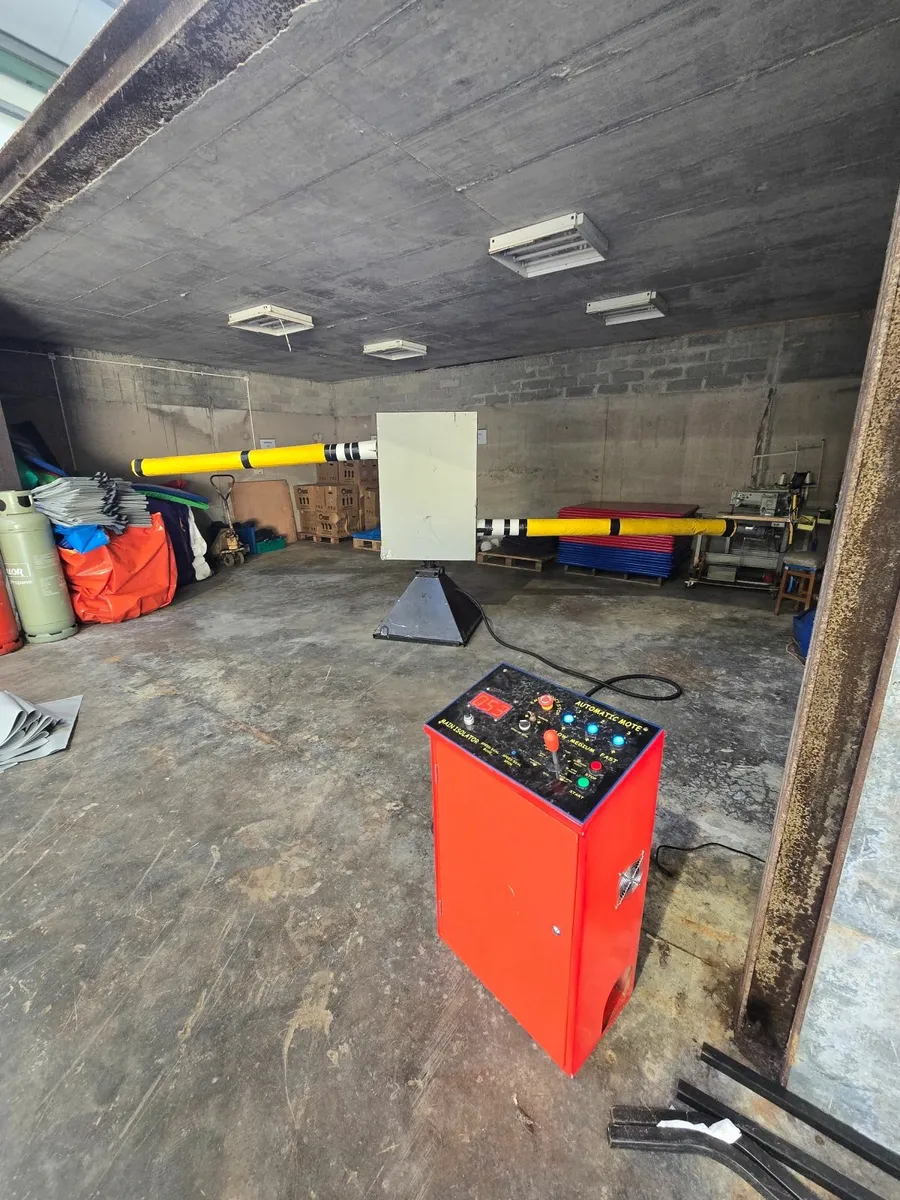 2 units for sale - Image 3