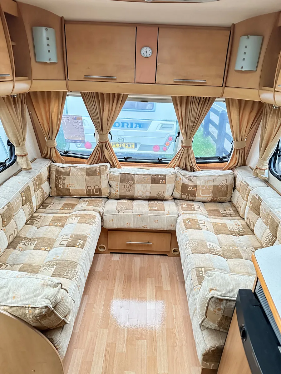 ✨STUNNING BAILEY PAGEANT 4 BERTH FIXED BED✨ - Image 3