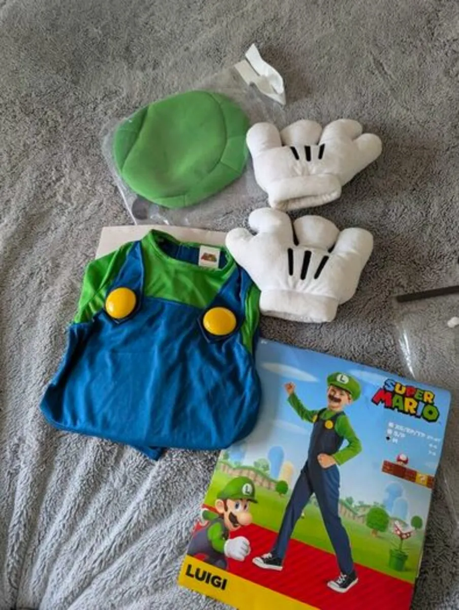 Luigi costume with hand muff 7-8 - Image 2