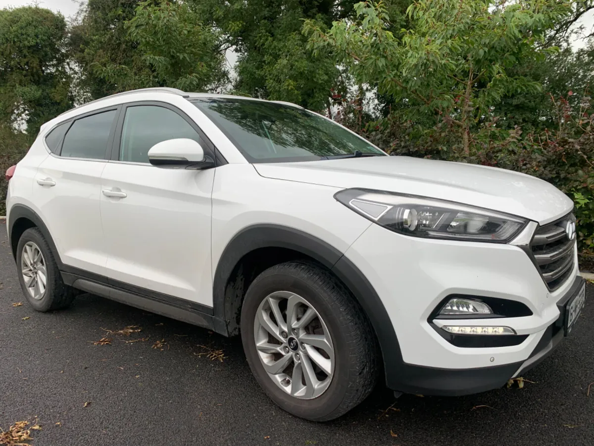 Hyundai Tucson 2016 Premium 1.7 tdi - Image 1