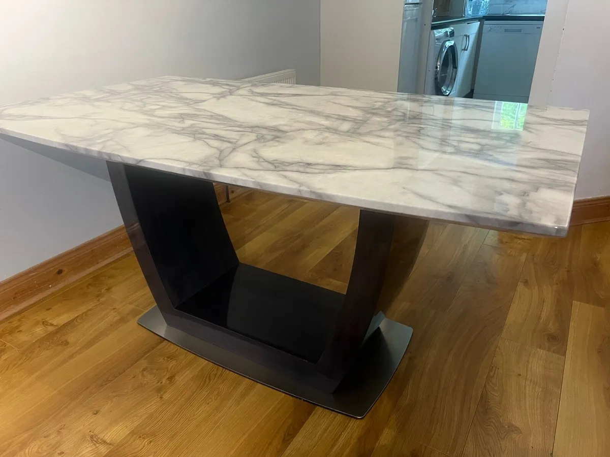 Beautiful Marble dining table - Image 4