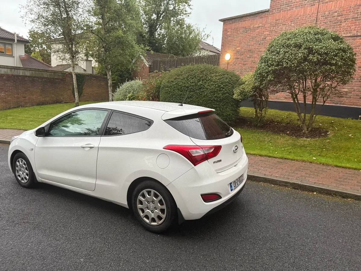 Hyundai i30 Pro DOE 5/26 Tax 6/26 - Image 3