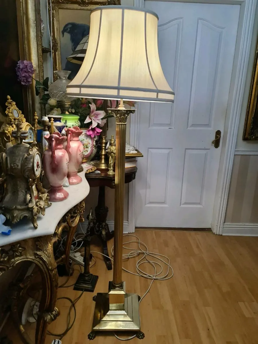 Antique and vintage lamps - Image 1