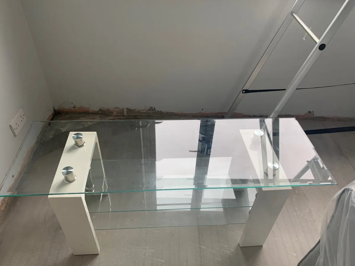Tv stand - Image 2