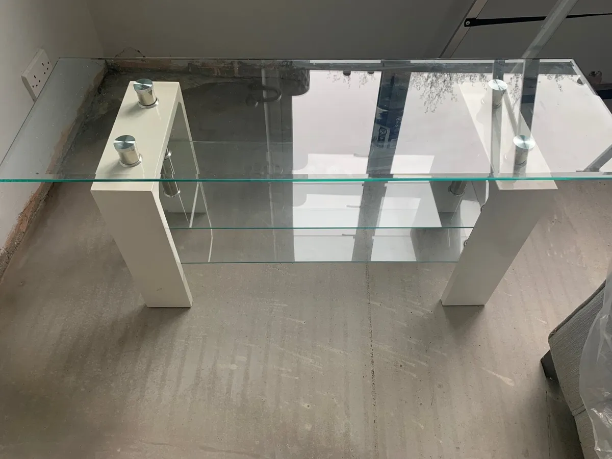 Tv stand - Image 3