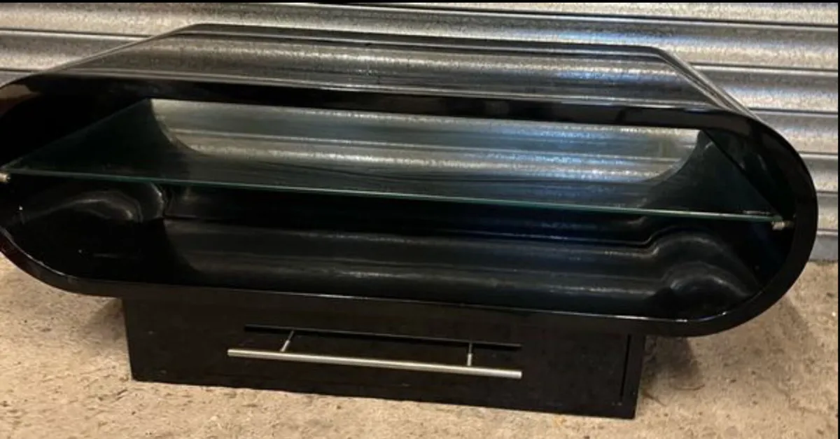 MODERN TV STAND - Image 2
