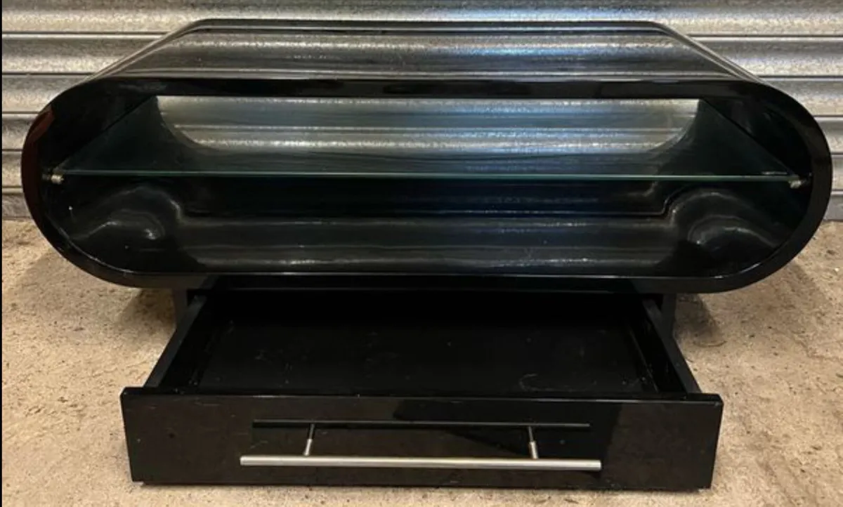 MODERN TV STAND - Image 3