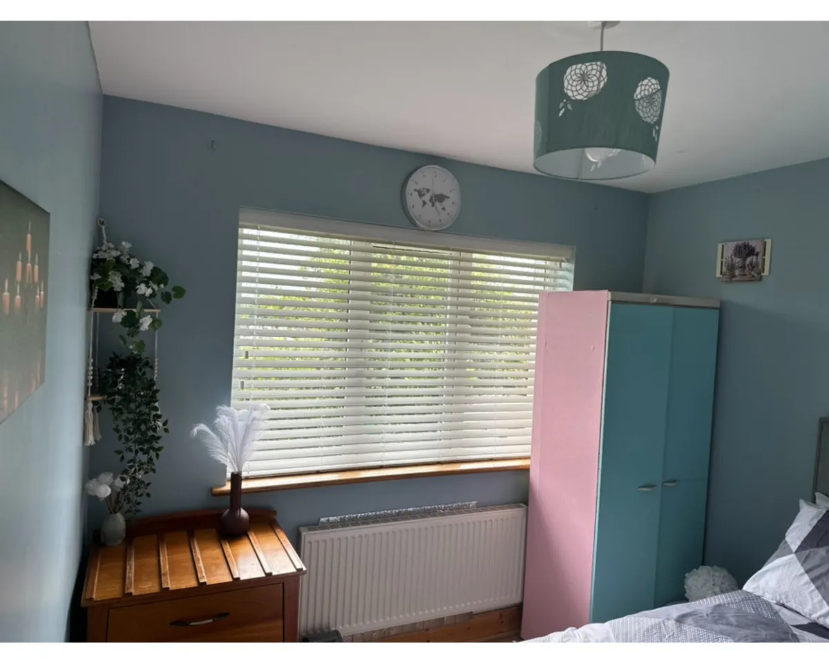 Wardrobe and chest drawers 2 each - Image 3