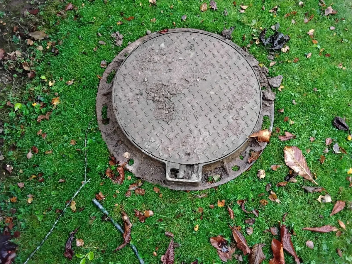 Manhole  cover - Image 2