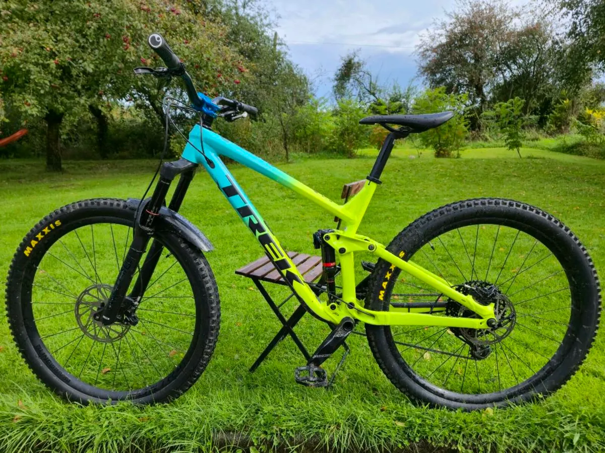 Trek Slash 8 - Image 2