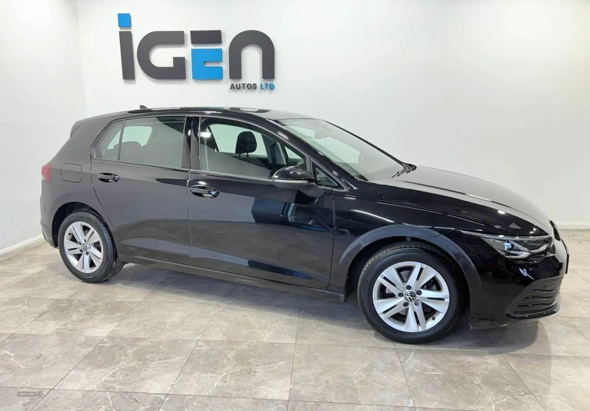 Volkswagen Golf 1.5 Golf Life TSi 5dr - Image 3