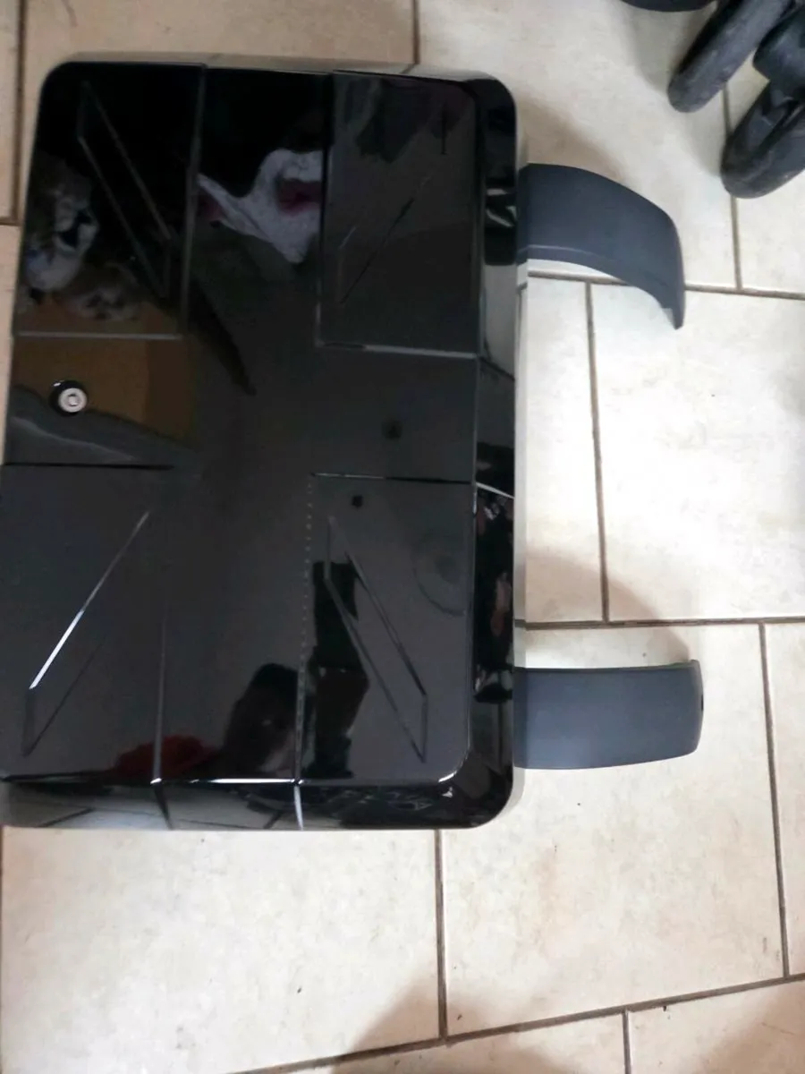 Landrover defender side box - Image 2