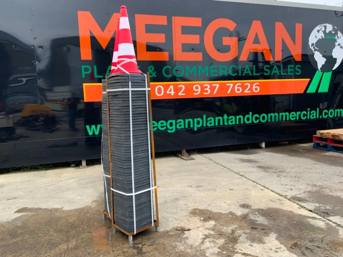 UNUSED TRAFFIC SAFETY CONES......3732. - Image 1