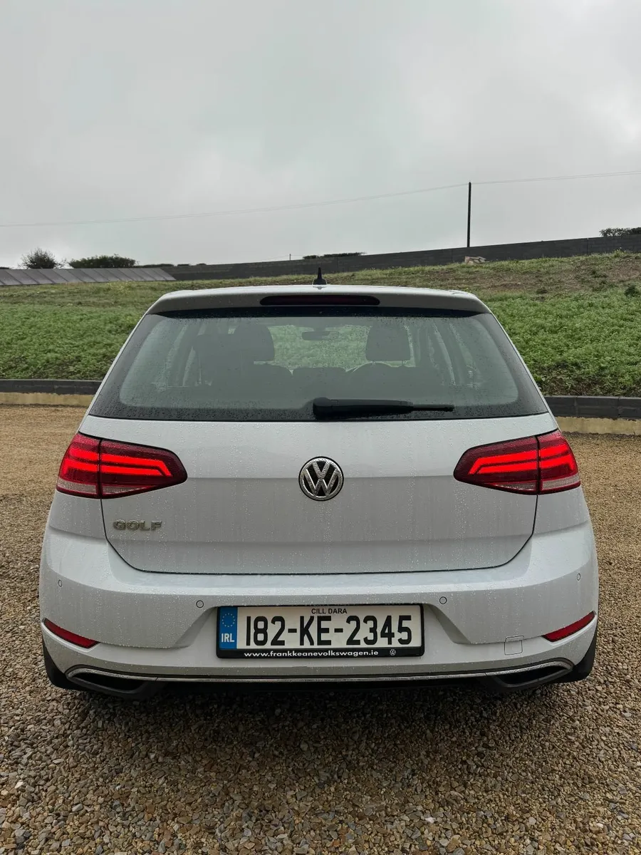Volkswagen Golf 2018 1.6 TDI SE NAV BMT - Image 2