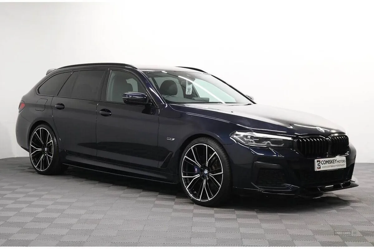 BMW 5 Series 2.0 530e 12kwh M Sport Touring 5dr A - Image 1
