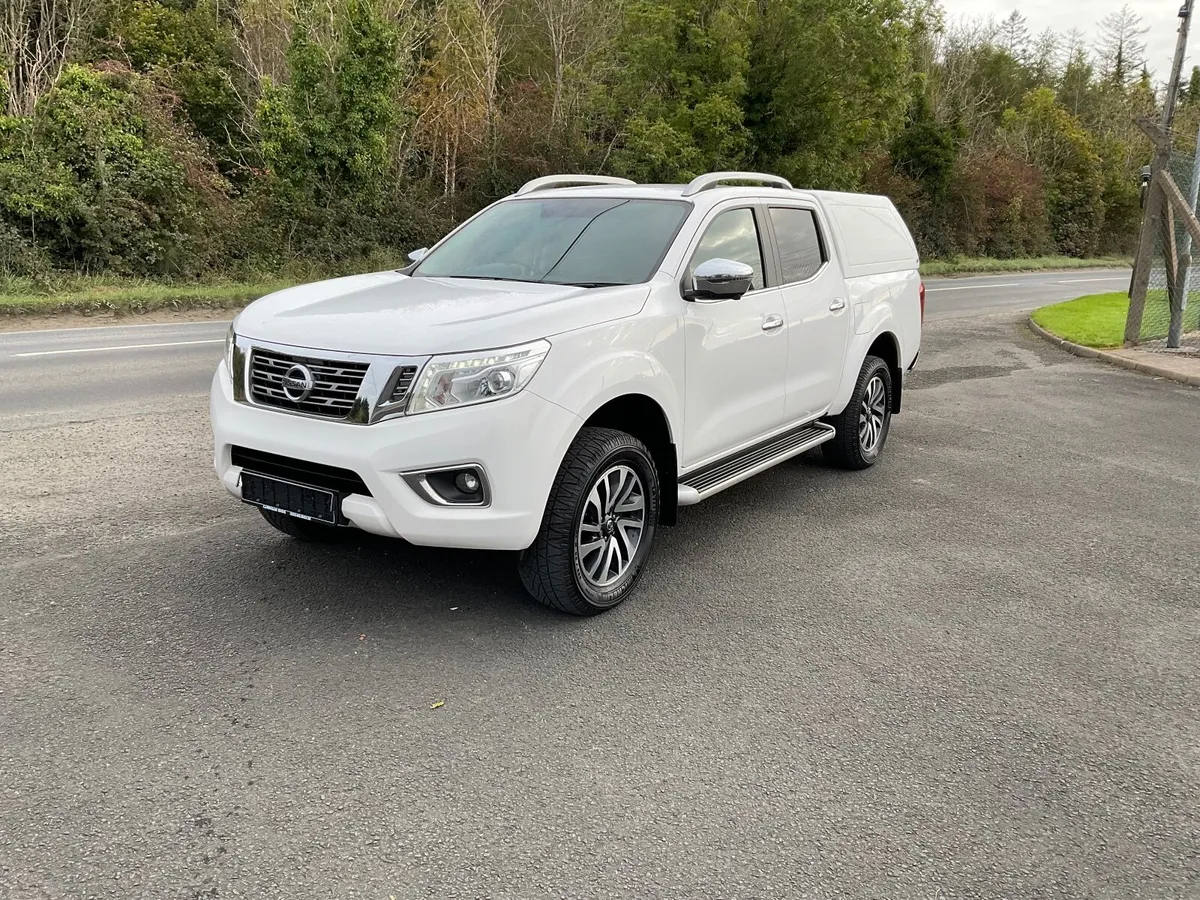 2019 Nissan Navara Tekna - Image 1