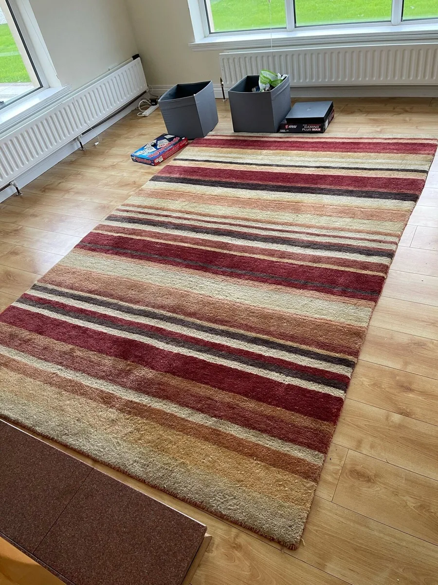 Wool rug - Image 1