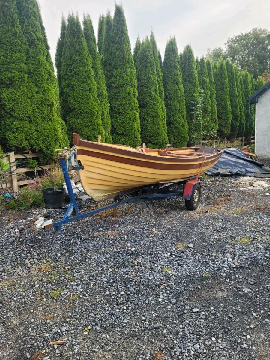 Boat: 19 foot Sheelin - Image 1