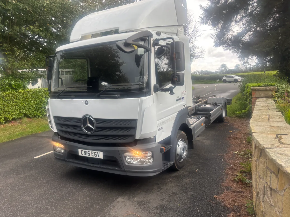 Atego 1224 6 cylinder - Image 1