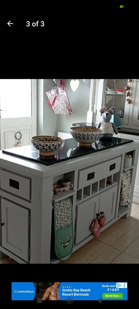Solid kitchen island granite top delivery arranged - Image 1