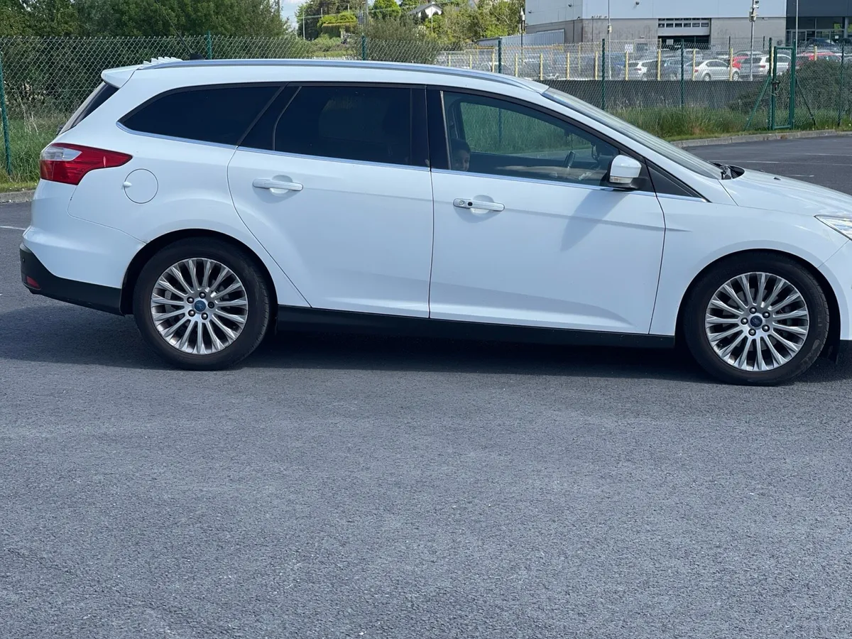 Ford Focus 2013 2L Diesel High spec - Image 3