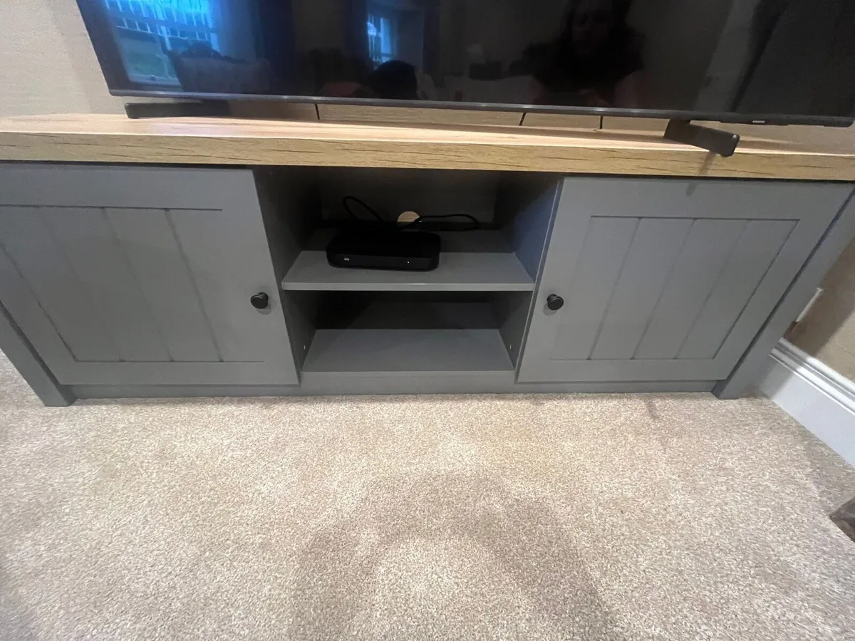 TV and Coffee Tables - Image 3