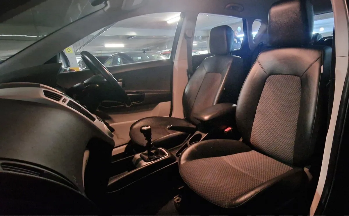 Kia Ceed 170,000km. - Image 4