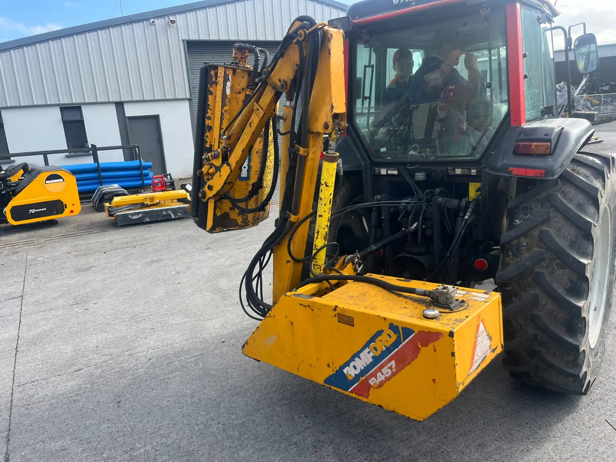 Bomford B457 Hedgecutter - Image 1