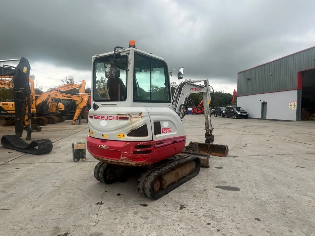 2020 Takeuchi TB230 - Image 4