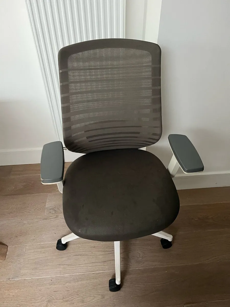 A Line Office Chair - Image 2