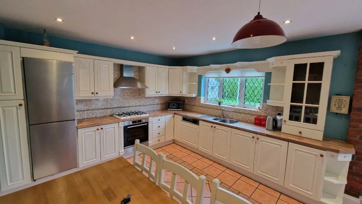Kitchen - Image 3