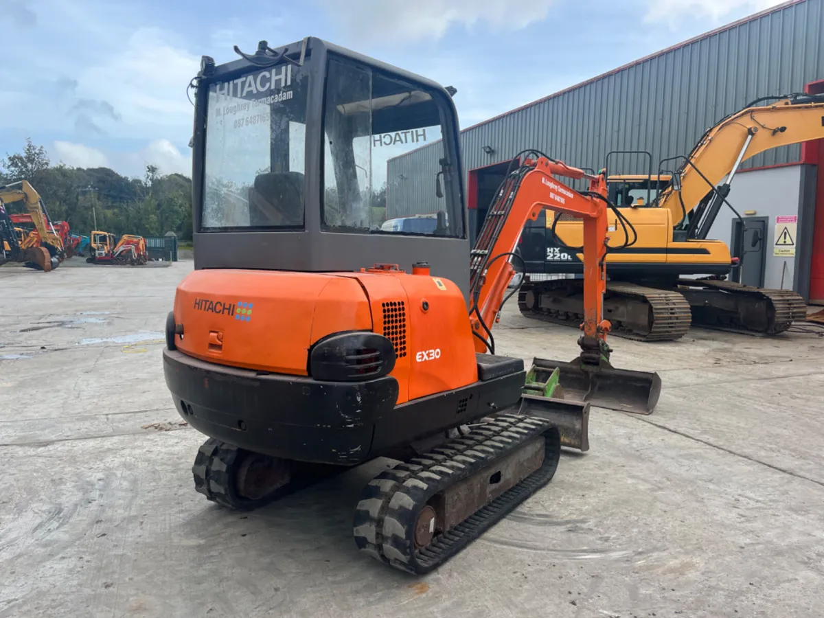 Hitachi EX30-2 Mini Excavator - Image 3