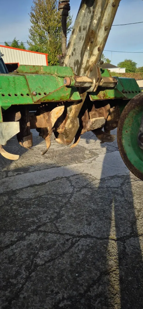 2 row cultivator - Image 4