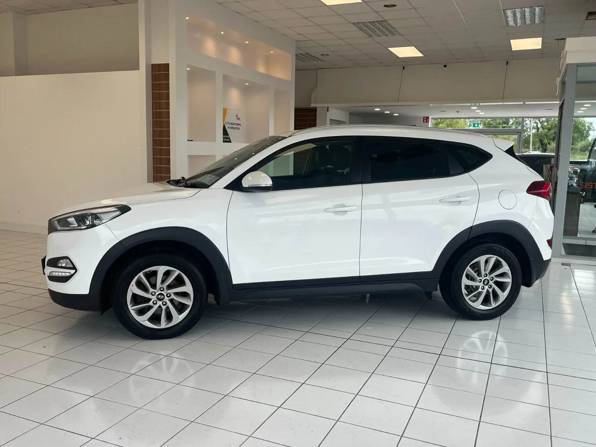 2017 Hyundai Tucson 1.7 Executive - Image 4