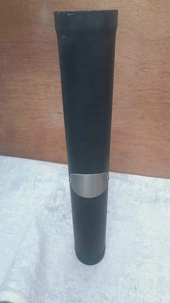 Flues 150MM x 1 meter - Matt Black - Image 1