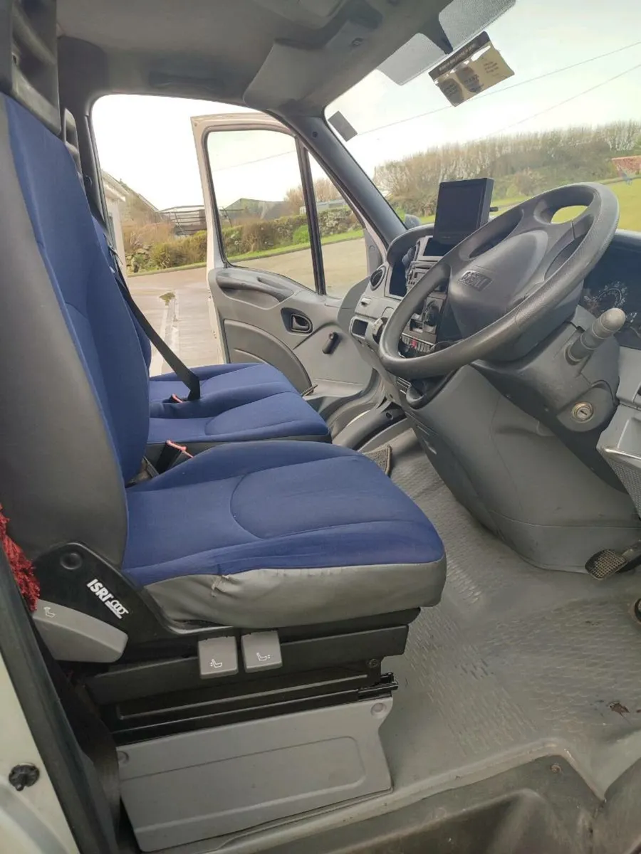 Iveco daily campervan - Image 3