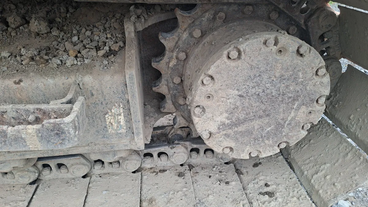 2018 Hitachi 130.6 - Image 3