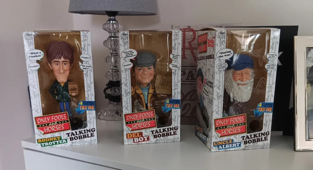 Large Only Fools & Horses talking figures (NEW)