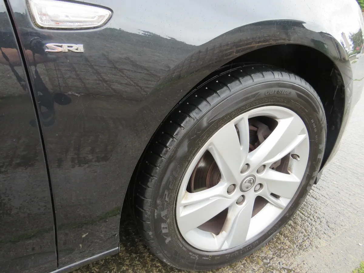Vauxhall Astra 2014 1.6 CDTI 5DR SRI IN BLACK - Image 3