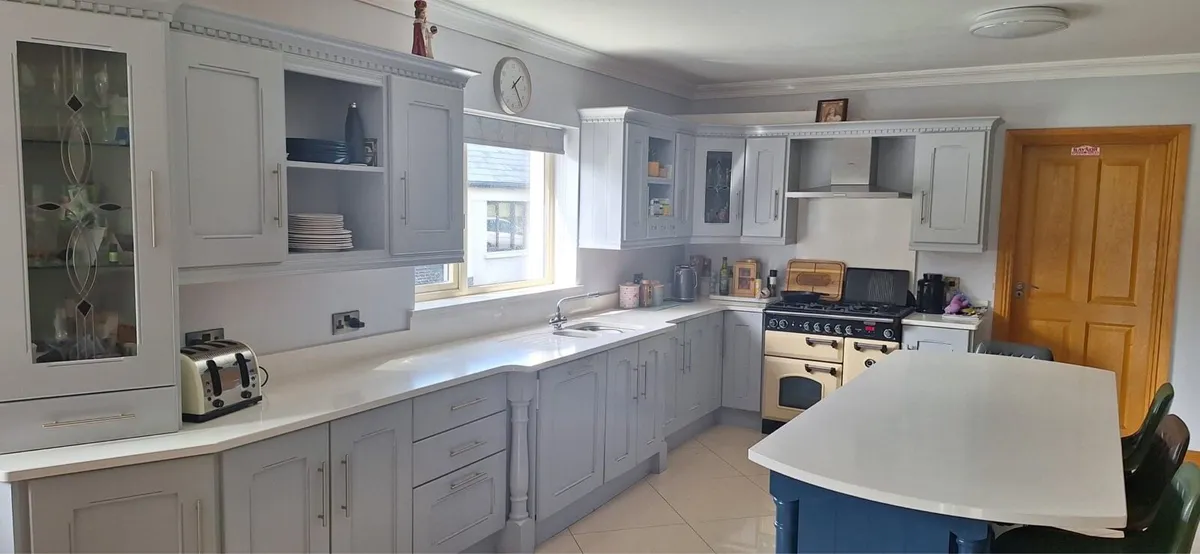 Kitchen - Image 4