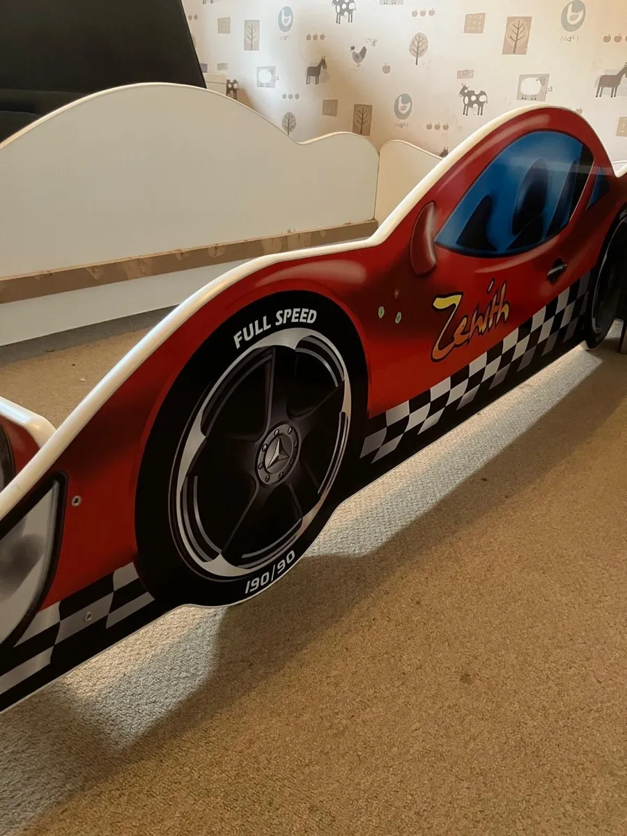 Children’s Car bed frame - Image 1