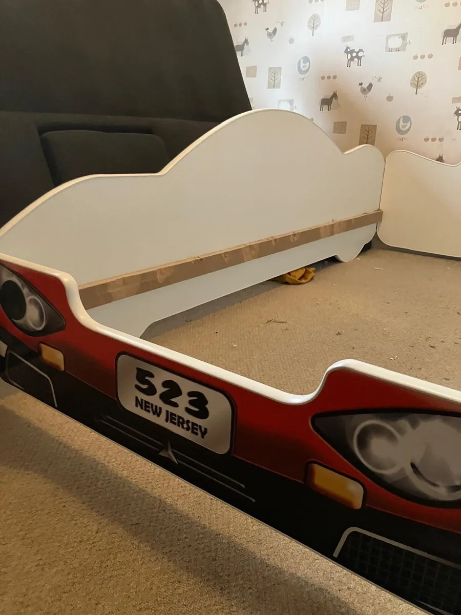 Children’s Car bed frame - Image 2