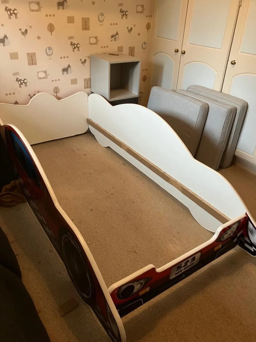 Children’s Car bed frame - Image 4