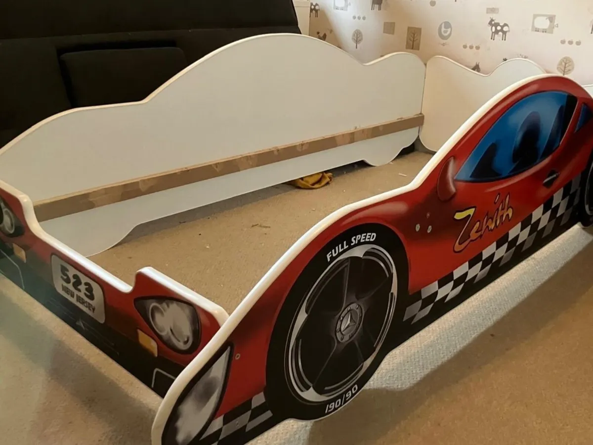 Children’s Car bed frame - Image 1