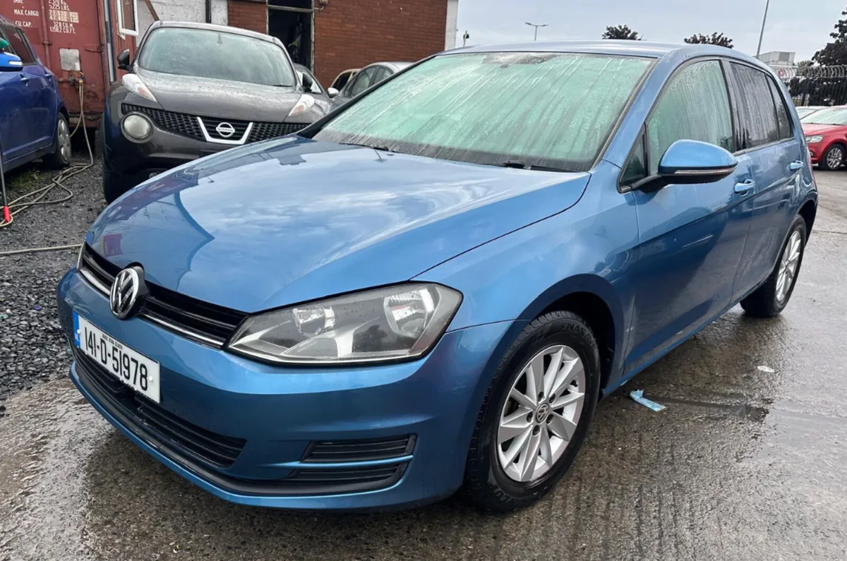 Volkswagen Golf 2014/ only 40k km/ warranty - Image 1