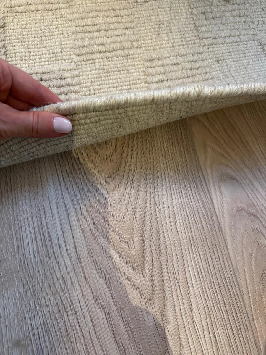 Rug - Image 1