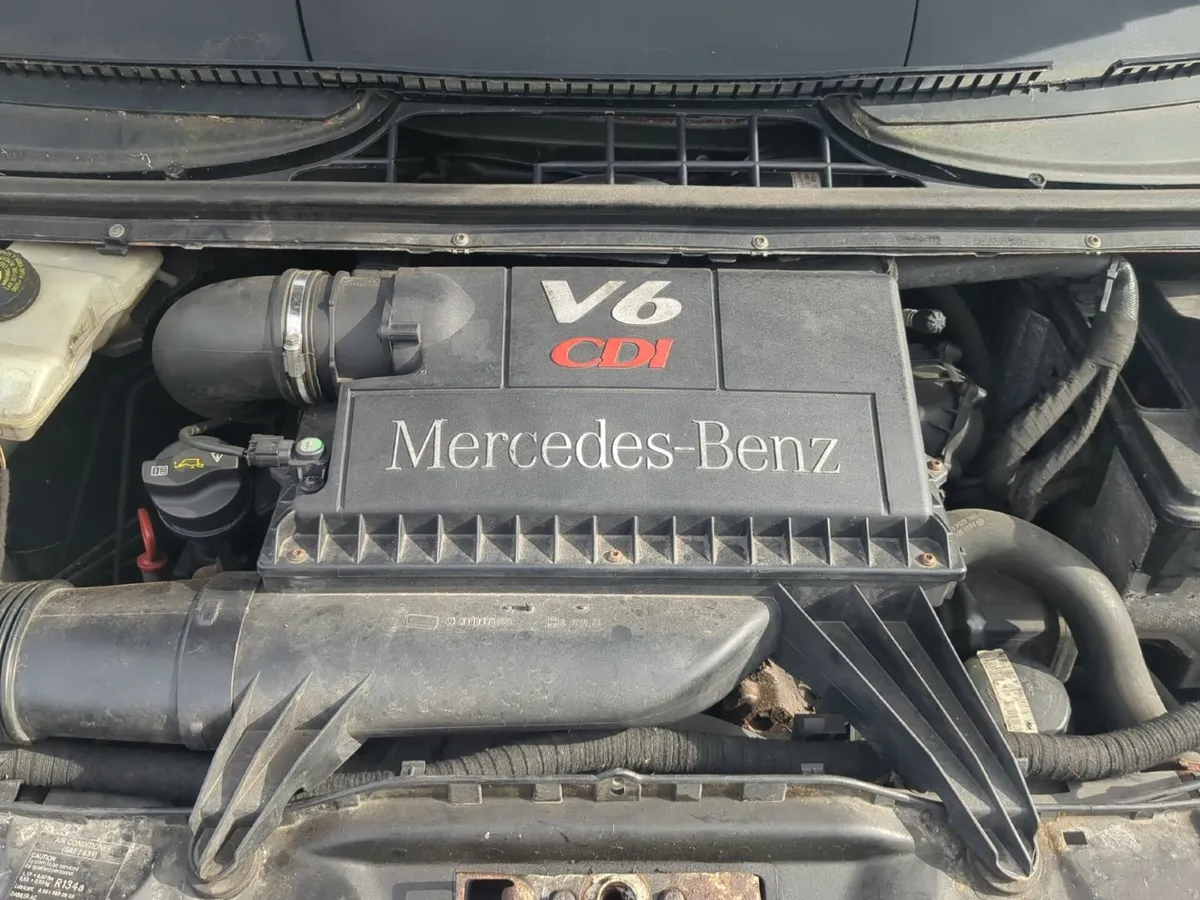 Mercedes viano Breaking 3.0 v6 - Image 1