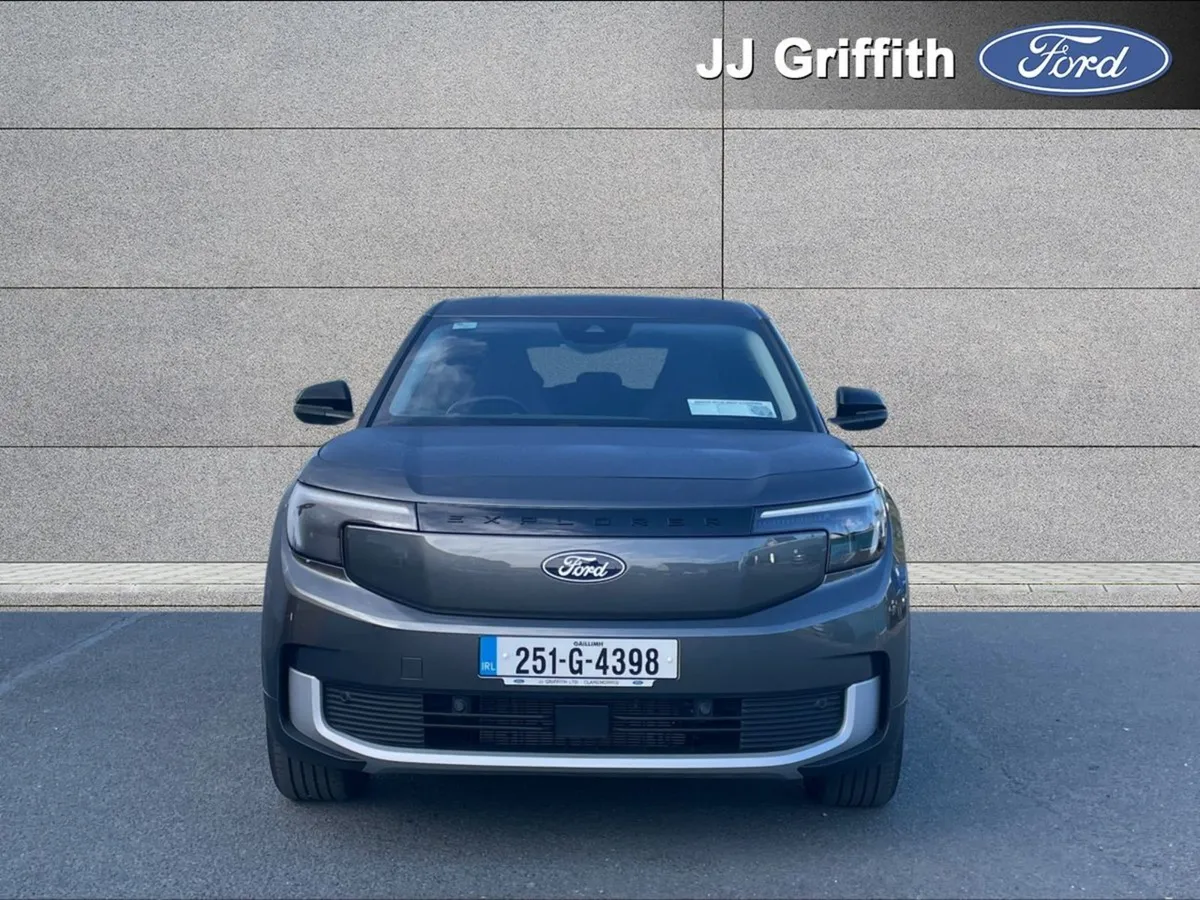 Ford Explorer Select 77kwh Extended Range RWD - Image 4